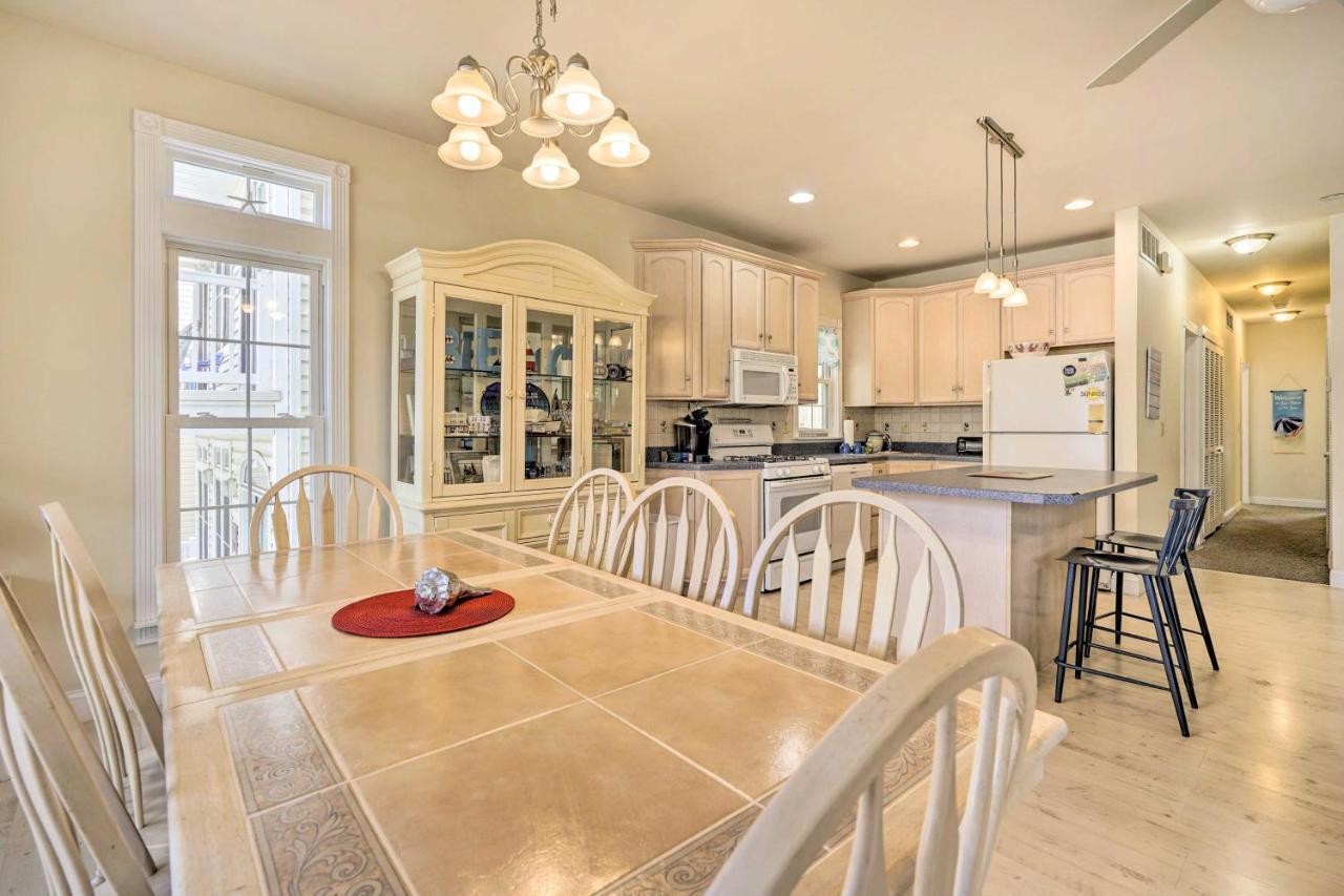 Sunny Ocean City Retreat About Qtr-Mi To Beach! 외부 사진